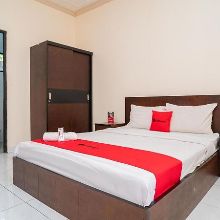 RedDoorz @ Wisma Pangrango Palangka Raya Zewnętrze zdjęcie